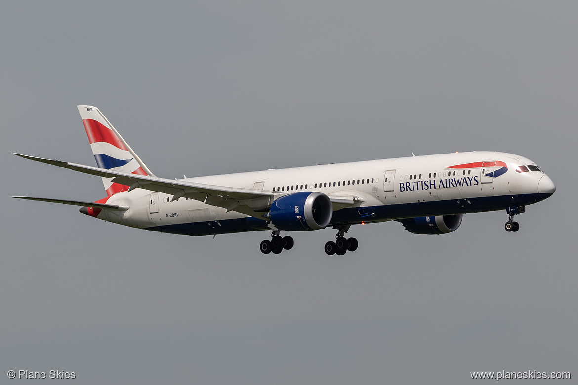 British Airways Boeing 787-9 G-ZBKL at London Heathrow Airport (EGLL/LHR)