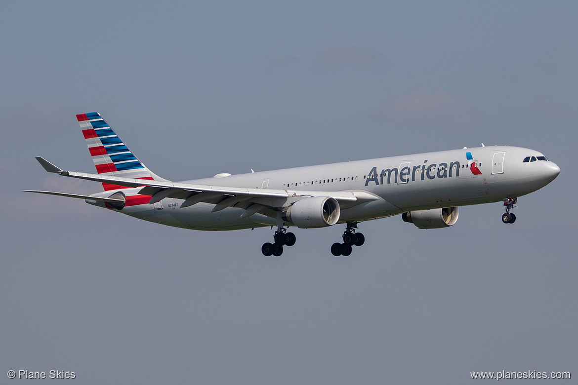 American Airlines Airbus A330-300 N274AY at London Heathrow Airport (EGLL/LHR)