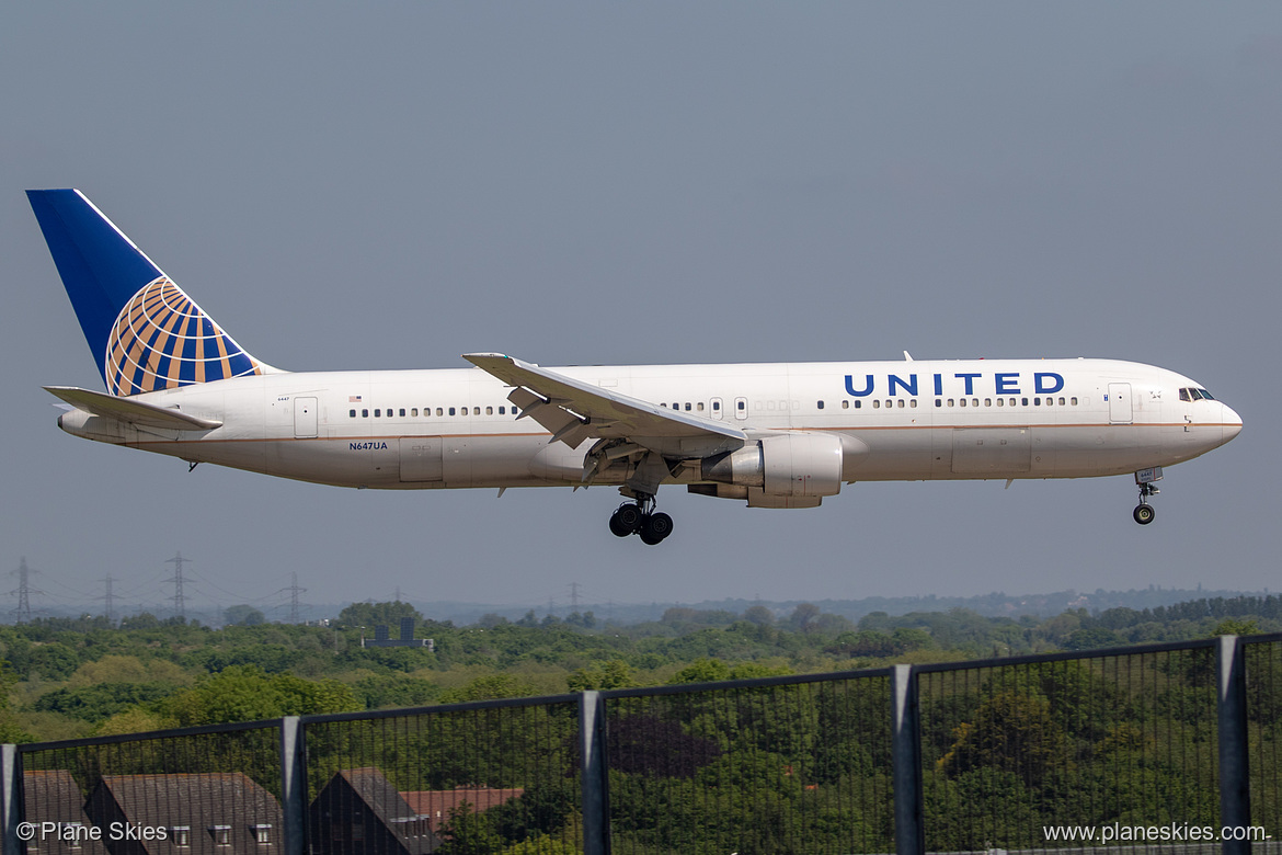 United Airlines Boeing 767-300ER N647UA at London Heathrow Airport (EGLL/LHR)
