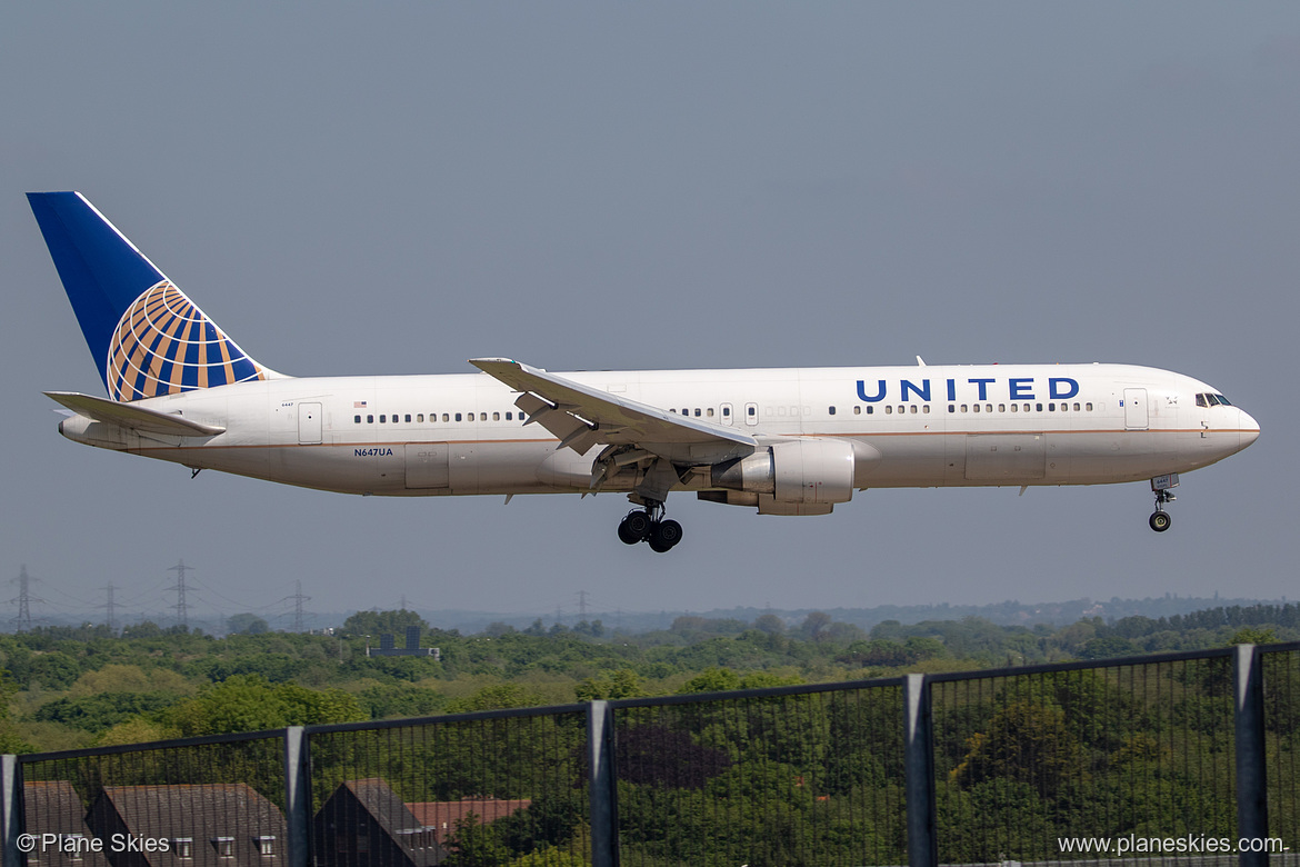 United Airlines Boeing 767-300ER N647UA at London Heathrow Airport (EGLL/LHR) United Airlines Boeing 767-300ER N647UA at London Heathrow Airport (EGLL/LHR)