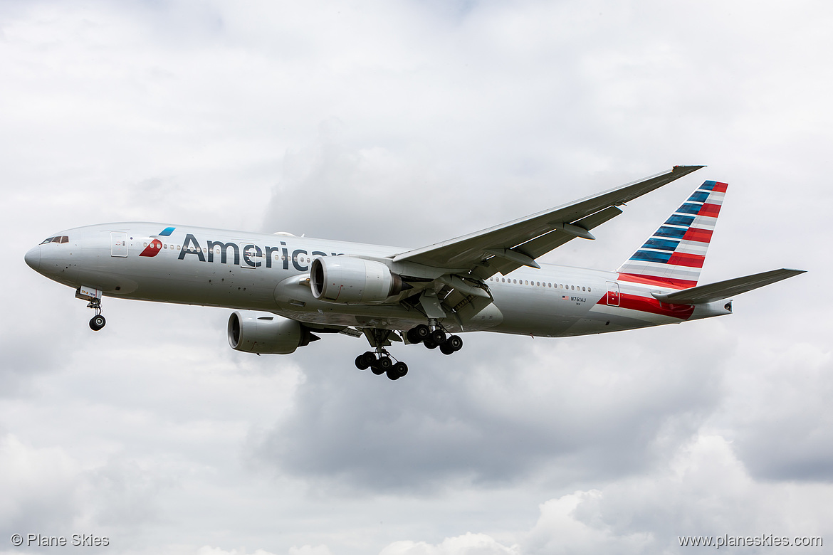 American Airlines Boeing 777-200ER N761AJ at London Heathrow Airport (EGLL/LHR) American Airlines Boeing 777-200ER N761AJ at London Heathrow Airport (EGLL/LHR)