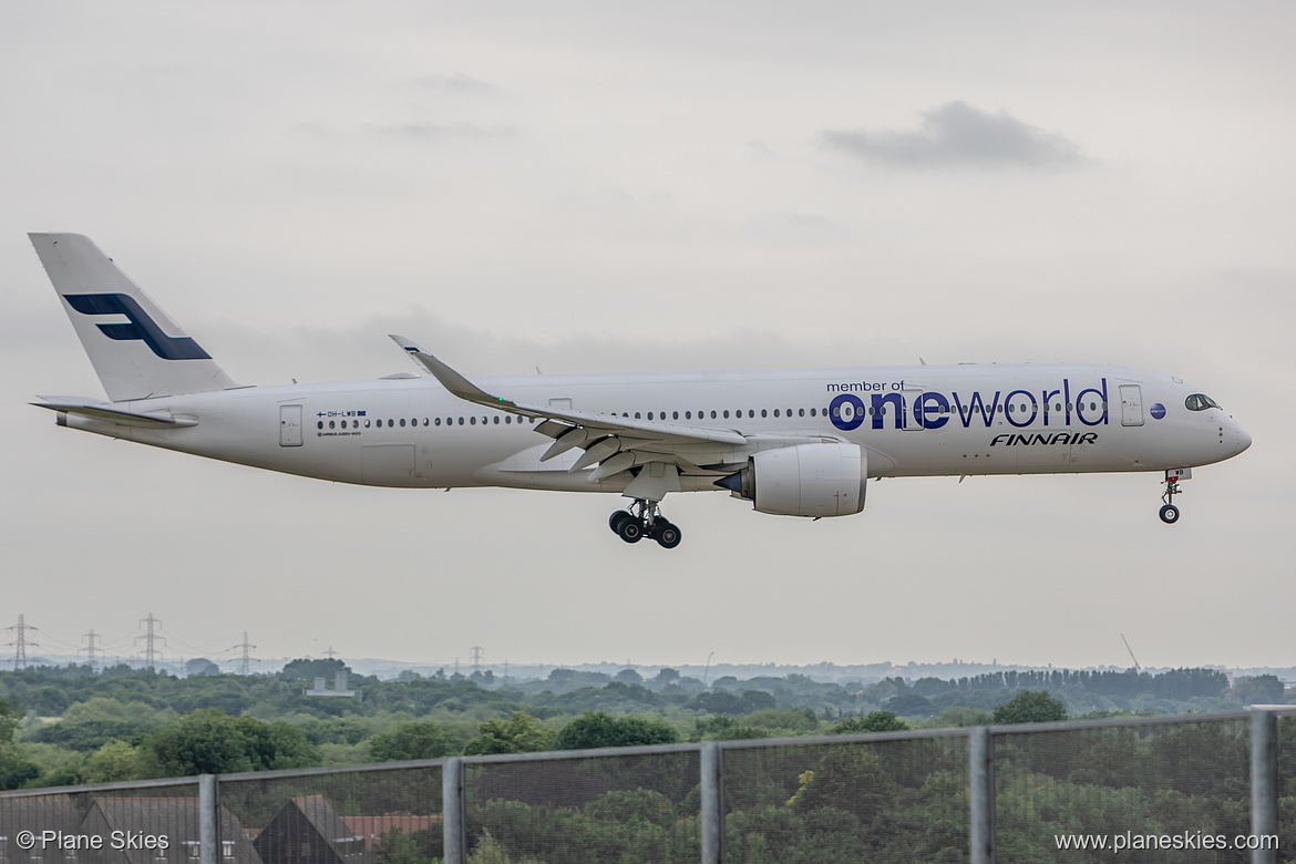 Finnair Airbus A350-900 OH-LWB at London Heathrow Airport (EGLL/LHR) Finnair Airbus A350-900 OH-LWB at London Heathrow Airport (EGLL/LHR)
