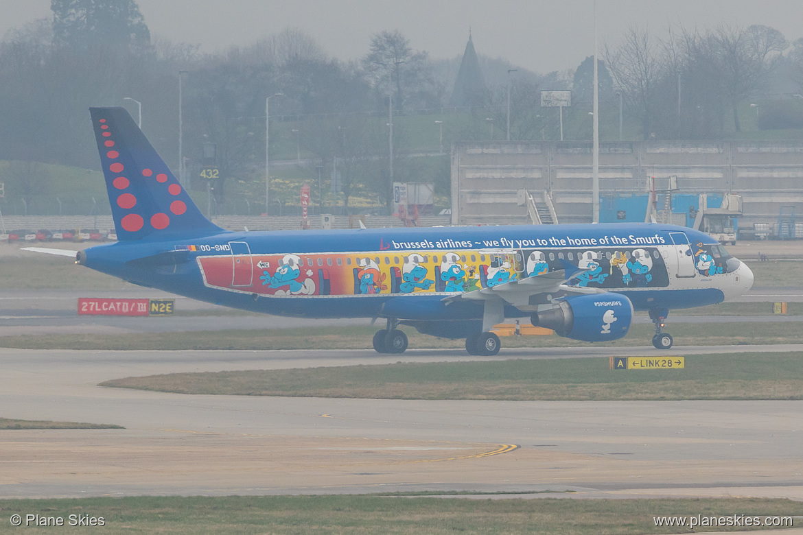Brussels Airlines Airbus A320-200 OO-SND at London Heathrow Airport (EGLL/LHR)