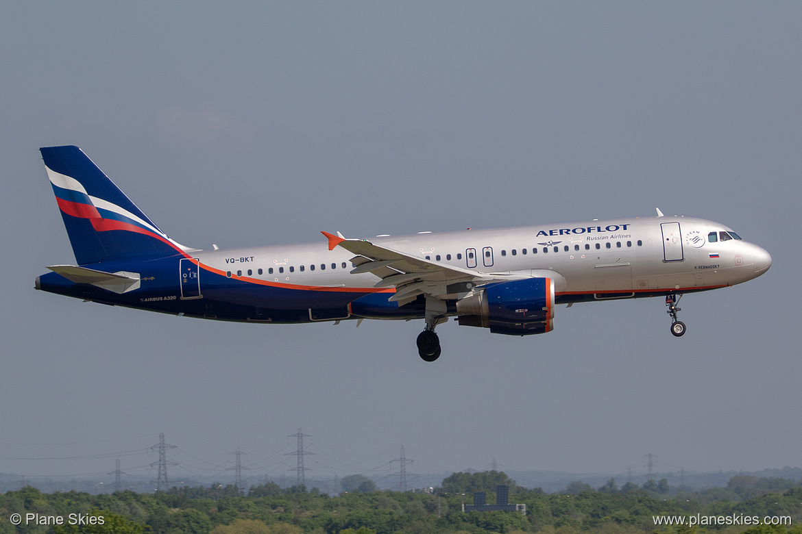 Aeroflot Airbus A320-200 VQ-BKT at London Heathrow Airport (EGLL/LHR)