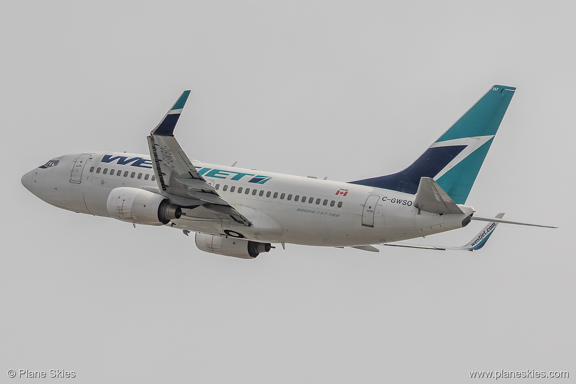 WestJet Boeing 737-700 C-GWSO at San Francisco International Airport (KSFO/SFO)