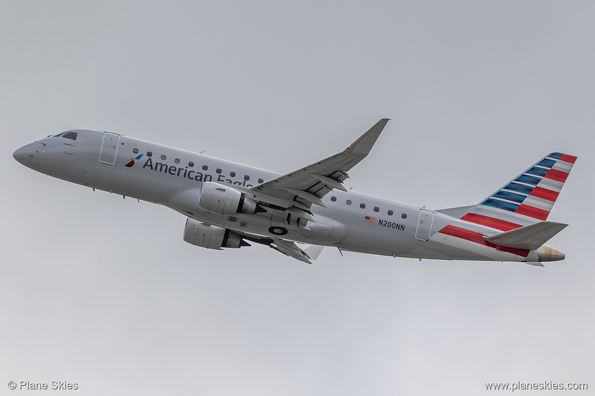 Compass Airlines Embraer ERJ-175 N200NN at San Francisco International Airport (KSFO/SFO)