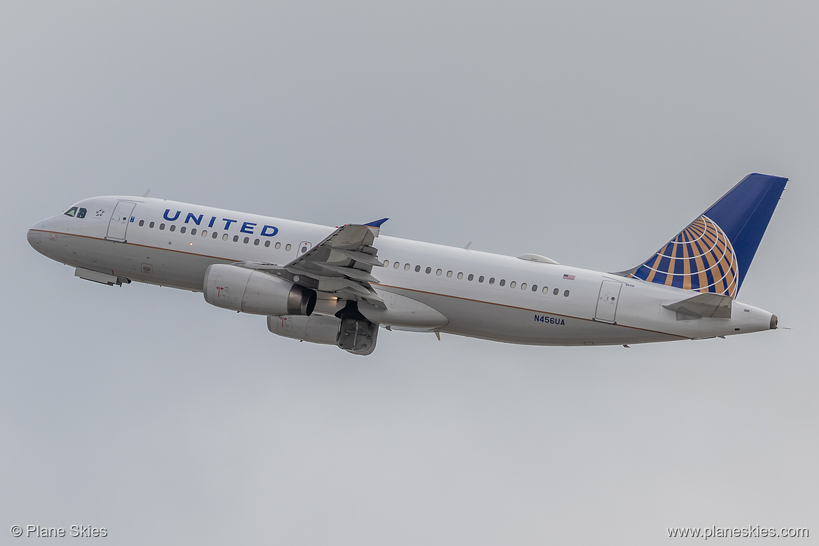 United Airlines Airbus A320-200 N456UA at San Francisco International Airport (KSFO/SFO)