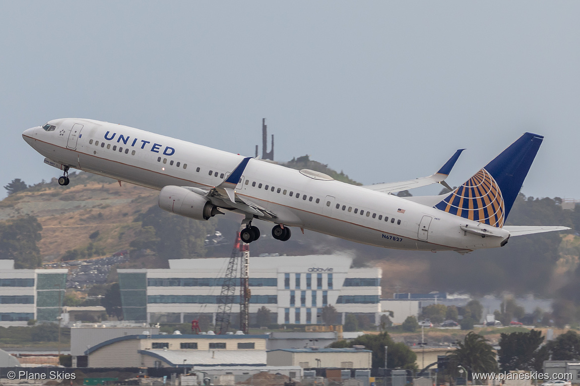 United Airlines Boeing 737-900ER N67827 at San Francisco International Airport (KSFO/SFO) United Airlines Boeing 737-900ER N67827 at San Francisco International Airport (KSFO/SFO)