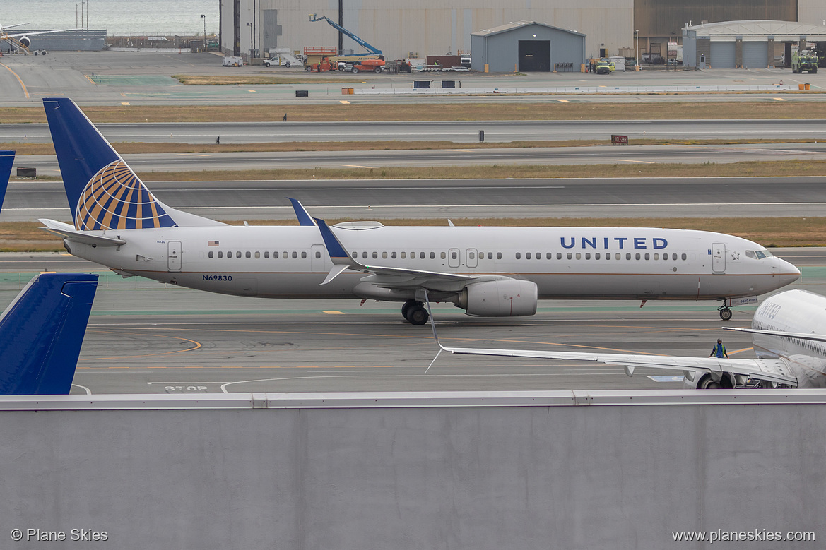 United Airlines Boeing 737-900ER N69830 at San Francisco International Airport (KSFO/SFO) United Airlines Boeing 737-900ER N69830 at San Francisco International Airport (KSFO/SFO)
