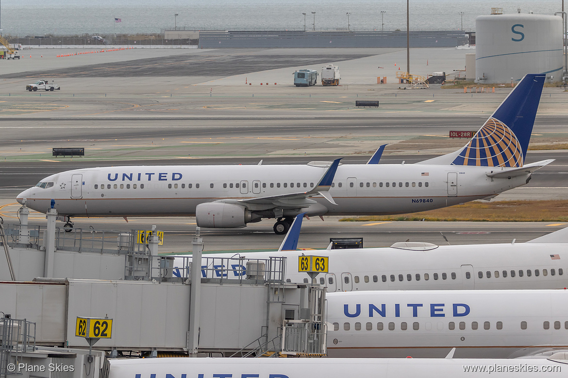 United Airlines Boeing 737-900ER N69840 at San Francisco International Airport (KSFO/SFO) United Airlines Boeing 737-900ER N69840 at San Francisco International Airport (KSFO/SFO)