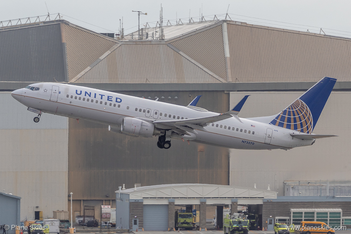 United Airlines Boeing 737-800 N73270 at San Francisco International Airport (KSFO/SFO)