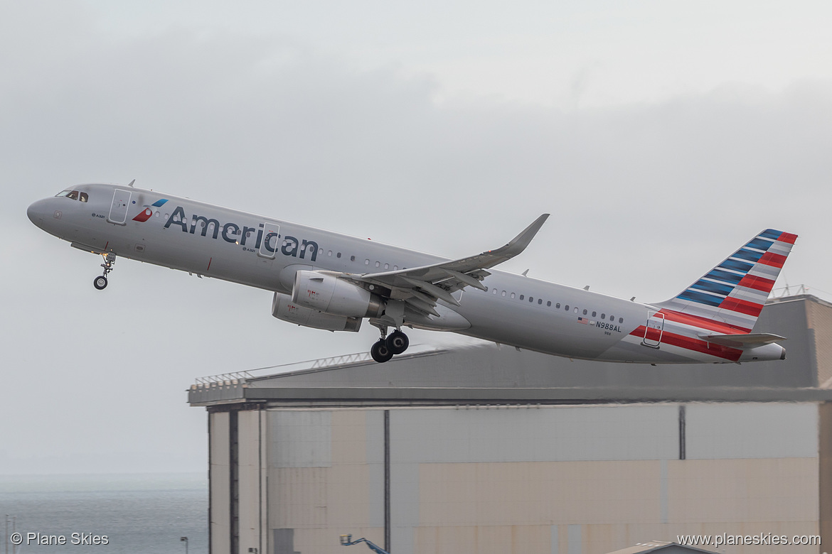 American Airlines Airbus A321-200 N988AL at San Francisco International Airport (KSFO/SFO)