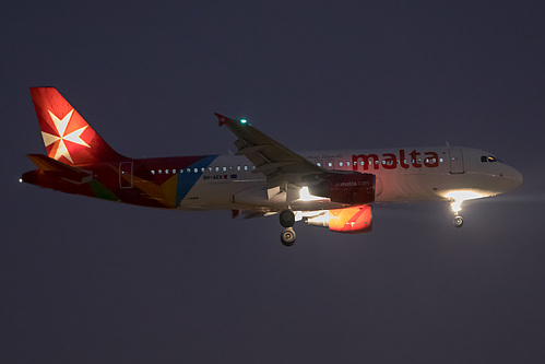 Air Malta Airbus A320-200 9H-AEK at London Heathrow Airport (EGLL/LHR)