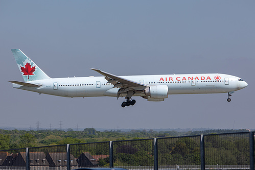 Air Canada Boeing 777-300ER C-FIVS at London Heathrow Airport (EGLL/LHR)