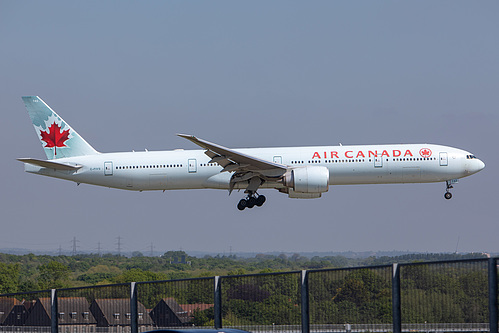 Air Canada Boeing 777-300ER C-FIVS at London Heathrow Airport (EGLL/LHR) Air Canada Boeing 777-300ER C-FIVS at London Heathrow Airport (EGLL/LHR)