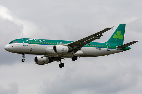 Aer Lingus Airbus A320-200 EI-DEB at London Heathrow Airport (EGLL/LHR) Aer Lingus Airbus A320-200 EI-DEB at London Heathrow Airport (EGLL/LHR)