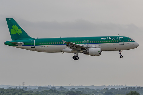Aer Lingus Airbus A320-200 EI-DEN at London Heathrow Airport (EGLL/LHR) Aer Lingus Airbus A320-200 EI-DEN at London Heathrow Airport (EGLL/LHR)