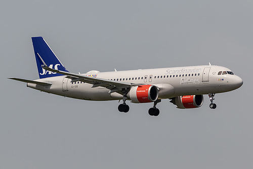 Scandinavian Airlines Ireland Airbus A320neo EI-SIB at London Heathrow Airport (EGLL/LHR) Scandinavian Airlines Ireland Airbus A320neo EI-SIB at London Heathrow Airport (EGLL/LHR)