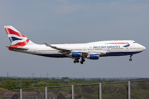British Airways Boeing 747-400 G-CIVG at London Heathrow Airport (EGLL/LHR) British Airways Boeing 747-400 G-CIVG at London Heathrow Airport (EGLL/LHR)