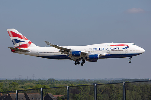 British Airways Boeing 747-400 G-CIVT at London Heathrow Airport (EGLL/LHR) British Airways Boeing 747-400 G-CIVT at London Heathrow Airport (EGLL/LHR)