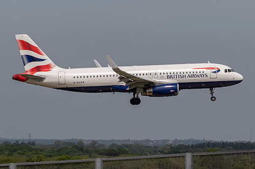 British Airways Airbus A320-200 G-EUYR at London Heathrow Airport (EGLL/LHR) British Airways Airbus A320-200 G-EUYR at London Heathrow Airport (EGLL/LHR)