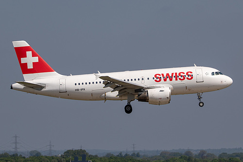 Swiss International Air Lines Airbus A319-100 HB-IPX at London Heathrow Airport (EGLL/LHR)