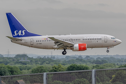 Scandinavian Airlines Boeing 737-700 LN-RRM at London Heathrow Airport (EGLL/LHR)
