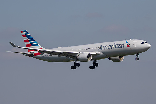 American Airlines Airbus A330-300 N274AY at London Heathrow Airport (EGLL/LHR)