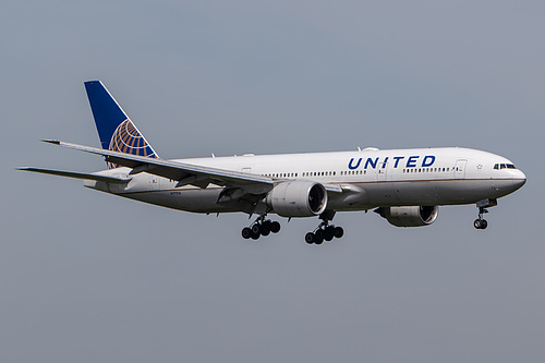United Airlines Boeing 777-200ER N77014 at London Heathrow Airport (EGLL/LHR) United Airlines Boeing 777-200ER N77014 at London Heathrow Airport (EGLL/LHR)