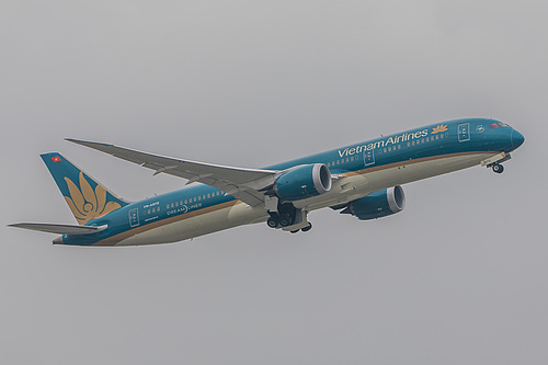 Vietnam Airlines Boeing 787-9 VN-A870 at London Heathrow Airport (EGLL/LHR) Vietnam Airlines Boeing 787-9 VN-A870 at London Heathrow Airport (EGLL/LHR)