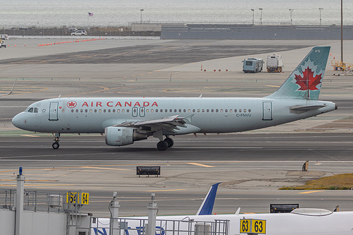 Air Canada Airbus A320-200 C-FNVU at San Francisco International Airport (KSFO/SFO)