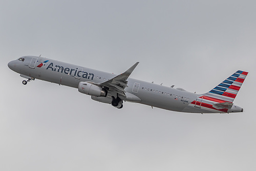 American Airlines Airbus A321-200 N104NN at San Francisco International Airport (KSFO/SFO) American Airlines Airbus A321-200 N104NN at San Francisco International Airport (KSFO/SFO)