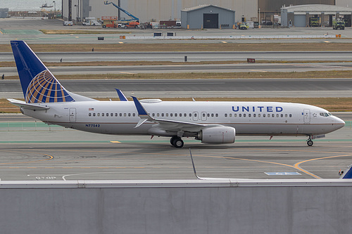 United Airlines Boeing 737-800 N77542 at San Francisco International Airport (KSFO/SFO) United Airlines Boeing 737-800 N77542 at San Francisco International Airport (KSFO/SFO)