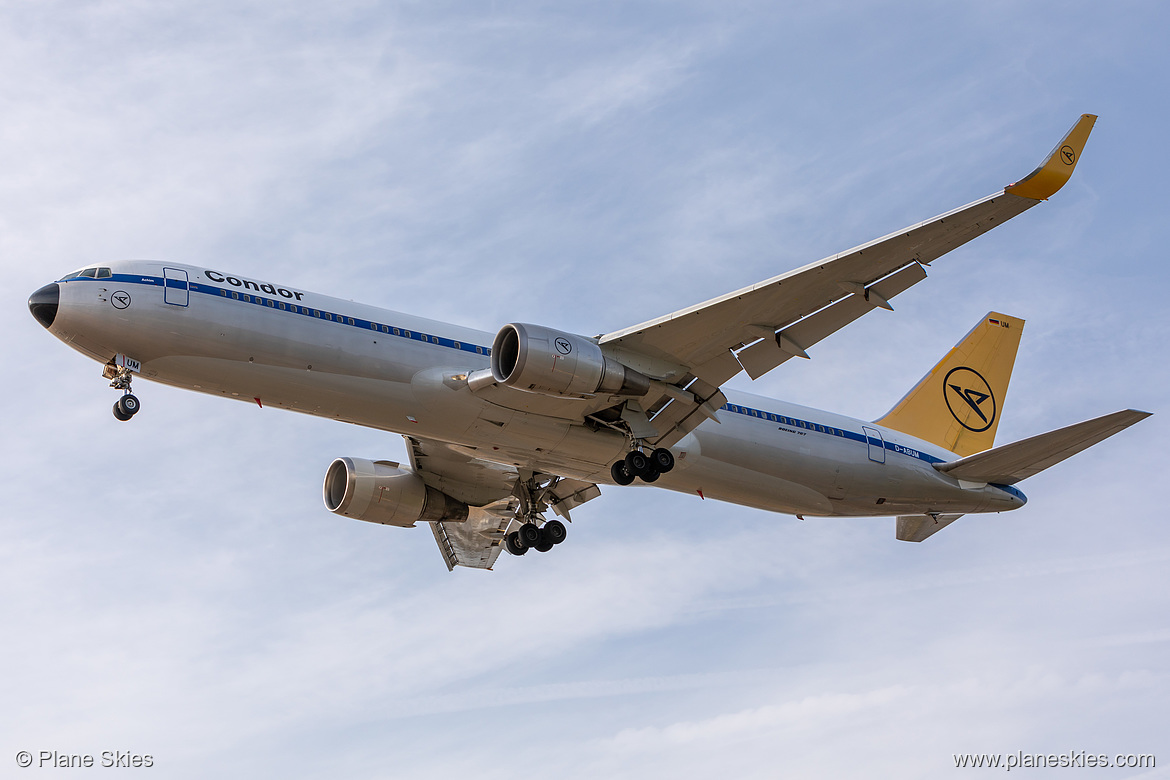 Condor Boeing 767-300ER D-ABUM at Frankfurt am Main International Airport (EDDF/FRA) Condor Boeing 767-300ER D-ABUM at Frankfurt am Main International Airport (EDDF/FRA)