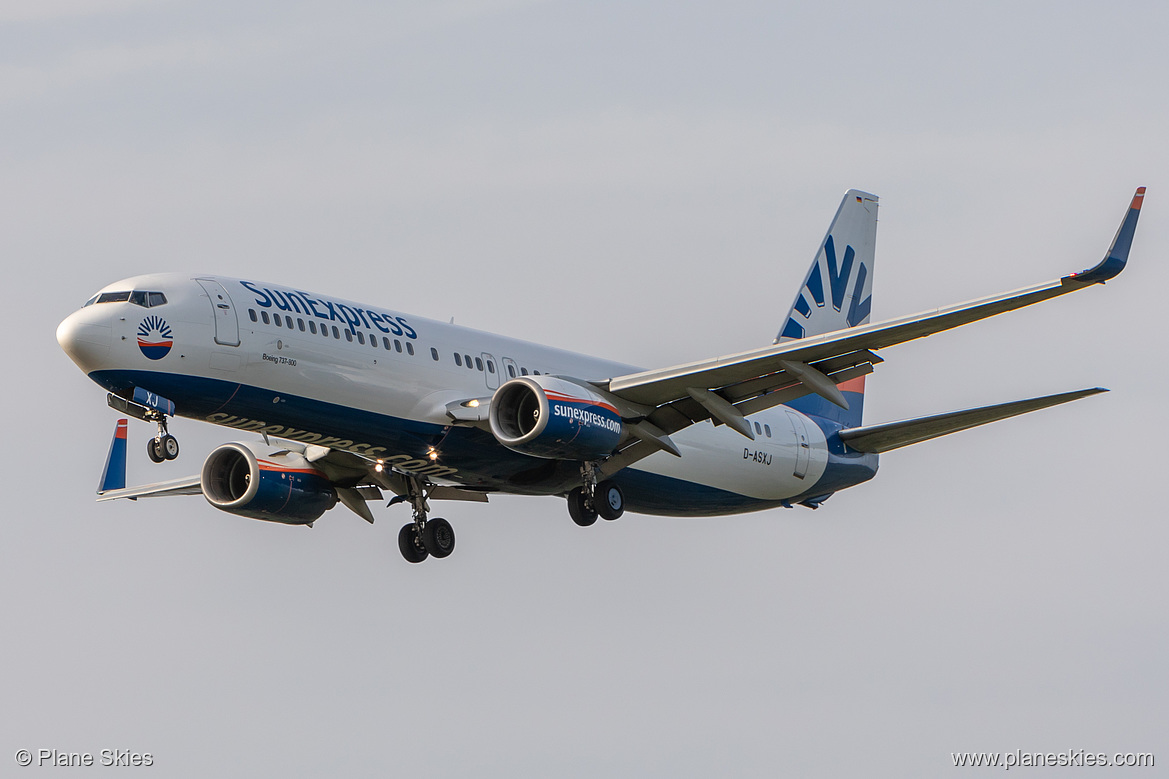 SunExpress Deutschland Boeing 737-800 D-ASXJ at Frankfurt am Main International Airport (EDDF/FRA)