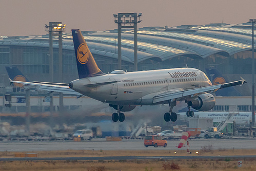 Lufthansa Airbus A319-100 D-AILL at Frankfurt am Main International Airport (EDDF/FRA)