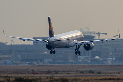 Lufthansa Airbus A320neo D-AINH at Frankfurt am Main International Airport (EDDF/FRA)