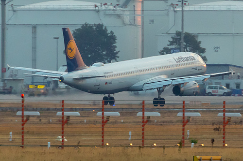 Lufthansa Airbus A321-200 D-AISO at Frankfurt am Main International Airport (EDDF/FRA)