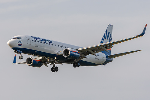 SunExpress Deutschland Boeing 737-800 D-ASXJ at Frankfurt am Main International Airport (EDDF/FRA) SunExpress Deutschland Boeing 737-800 D-ASXJ at Frankfurt am Main International Airport (EDDF/FRA)