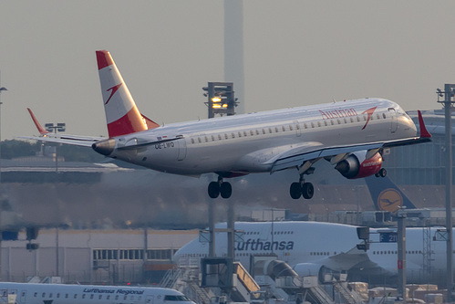 Austrian Airlines Embraer ERJ-195 OE-LWQ at Frankfurt am Main International Airport (EDDF/FRA) Austrian Airlines Embraer ERJ-195 OE-LWQ at Frankfurt am Main International Airport (EDDF/FRA)