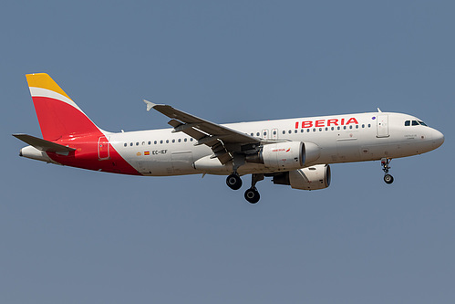 Iberia Airbus A320-200 EC-IEF at Frankfurt am Main International Airport (EDDF/FRA)
