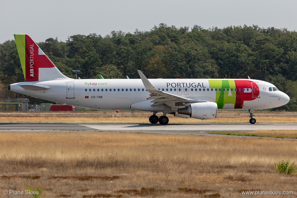 TAP Portugal Airbus A320-200 CS-TNR at Frankfurt am Main International Airport (EDDF/FRA) TAP Portugal Airbus A320-200 CS-TNR at Frankfurt am Main International Airport (EDDF/FRA)