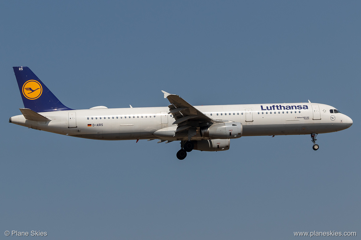 Lufthansa Airbus A321-100 D-AIRS at Frankfurt am Main International Airport (EDDF/FRA)