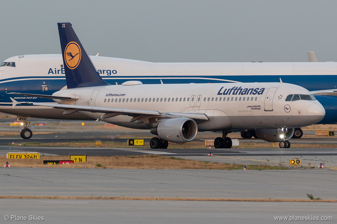 Lufthansa Airbus A320-200 D-AIZG at Frankfurt am Main International Airport (EDDF/FRA) Lufthansa Airbus A320-200 D-AIZG at Frankfurt am Main International Airport (EDDF/FRA)