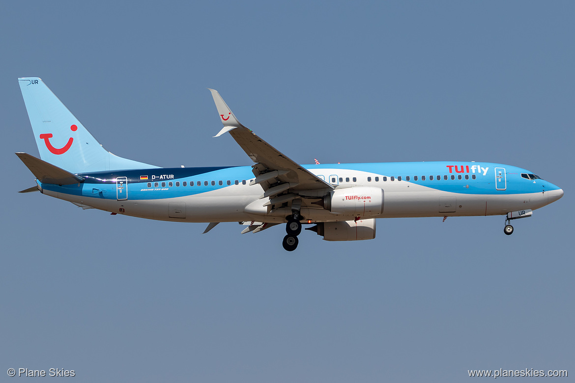 TUI fly Deutschland Boeing 737-800 D-ATUR at Frankfurt am Main International Airport (EDDF/FRA)