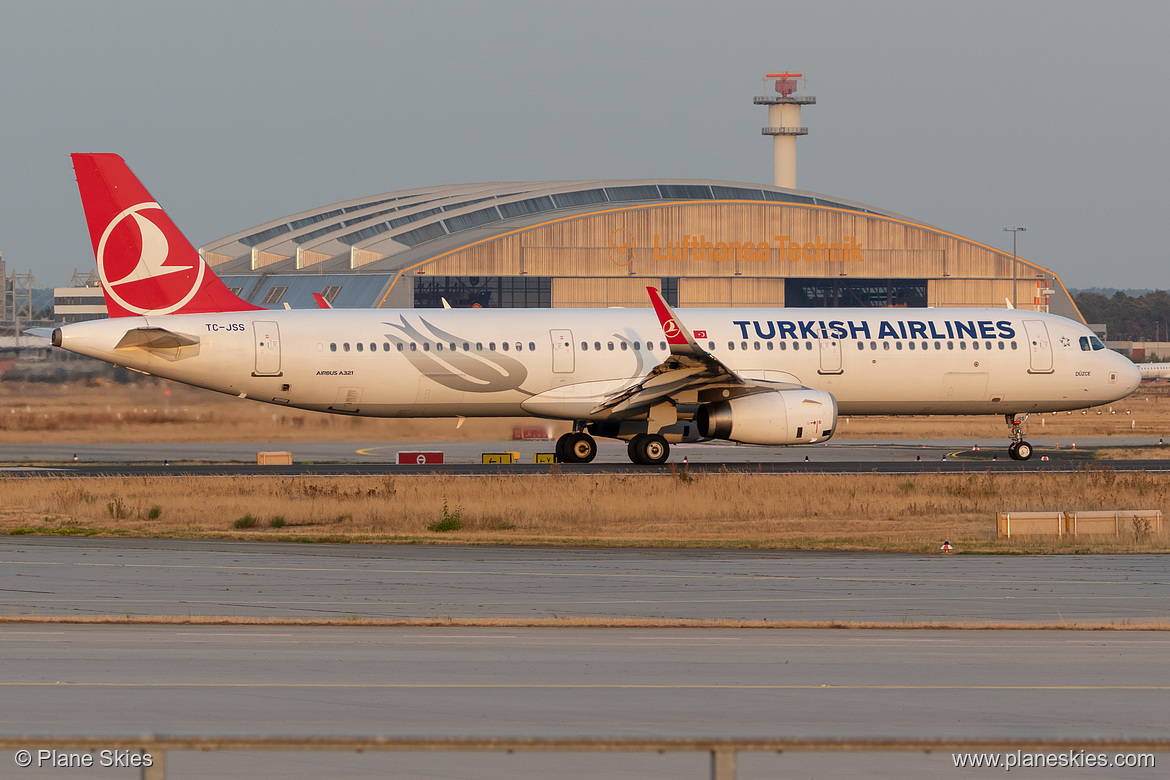 Turkish Airlines Airbus A321-200 TC-JSS at Frankfurt am Main International Airport (EDDF/FRA)