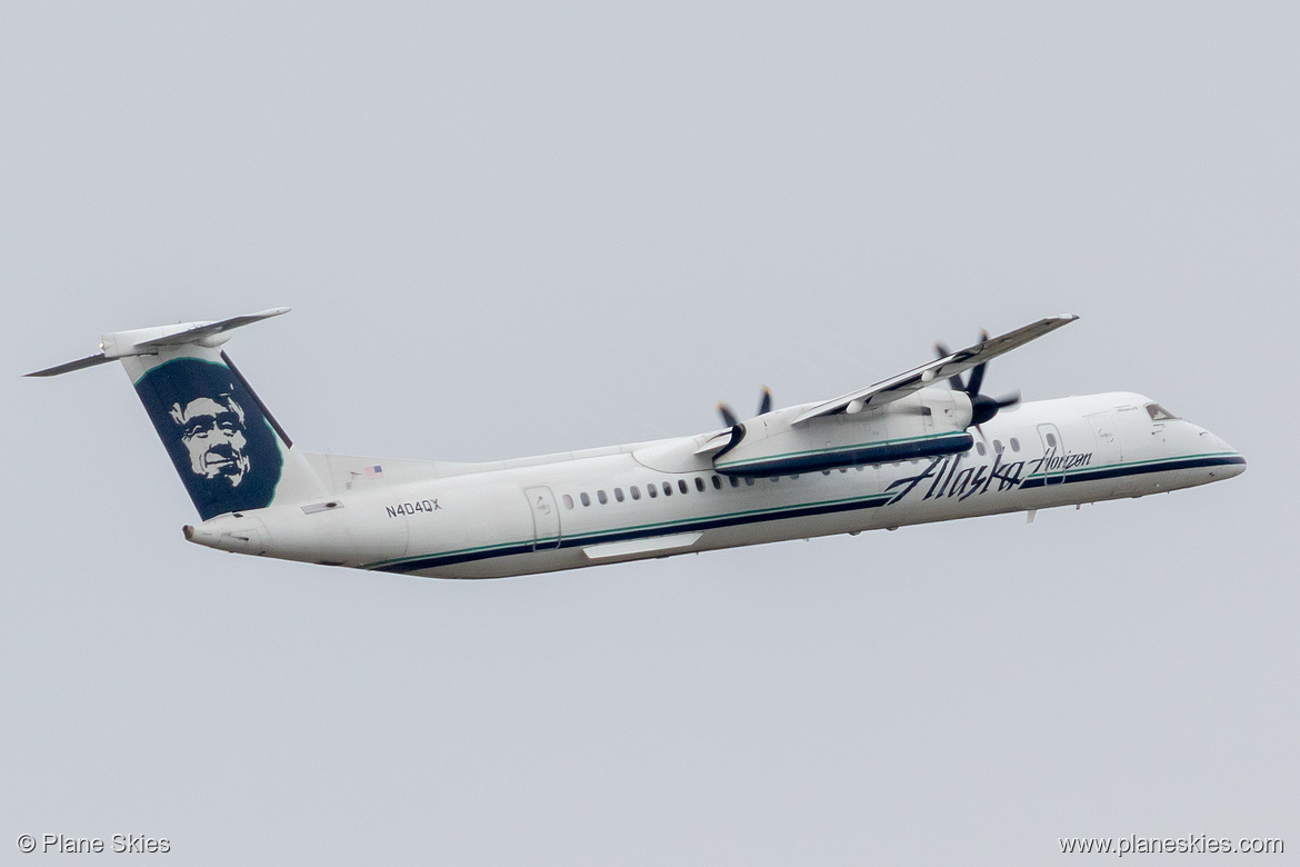 Horizon Air DHC Dash-8-400 N404QX at Portland International Airport (KPDX/PDX) Horizon Air DHC Dash-8-400 N404QX at Portland International Airport (KPDX/PDX)