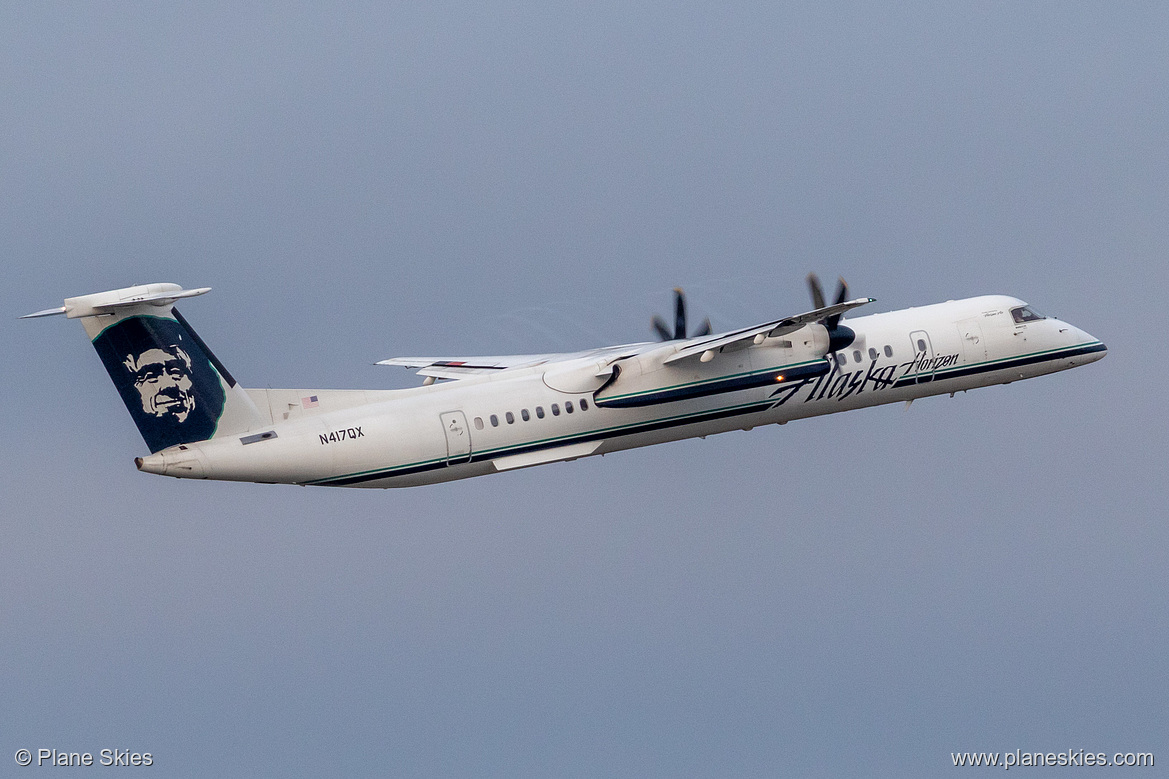 Horizon Air DHC Dash-8-400 N417QX at Portland International Airport (KPDX/PDX) Horizon Air DHC Dash-8-400 N417QX at Portland International Airport (KPDX/PDX)