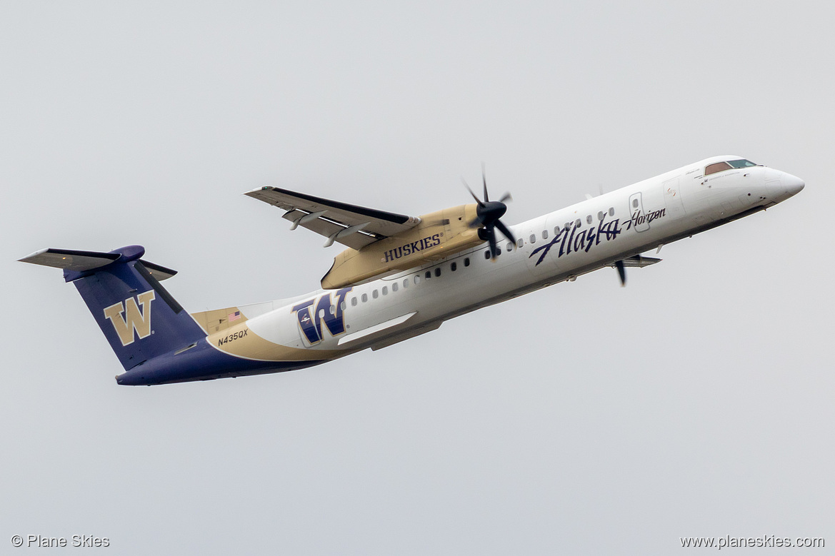 Horizon Air DHC Dash-8-400 N435QX at Portland International Airport (KPDX/PDX)