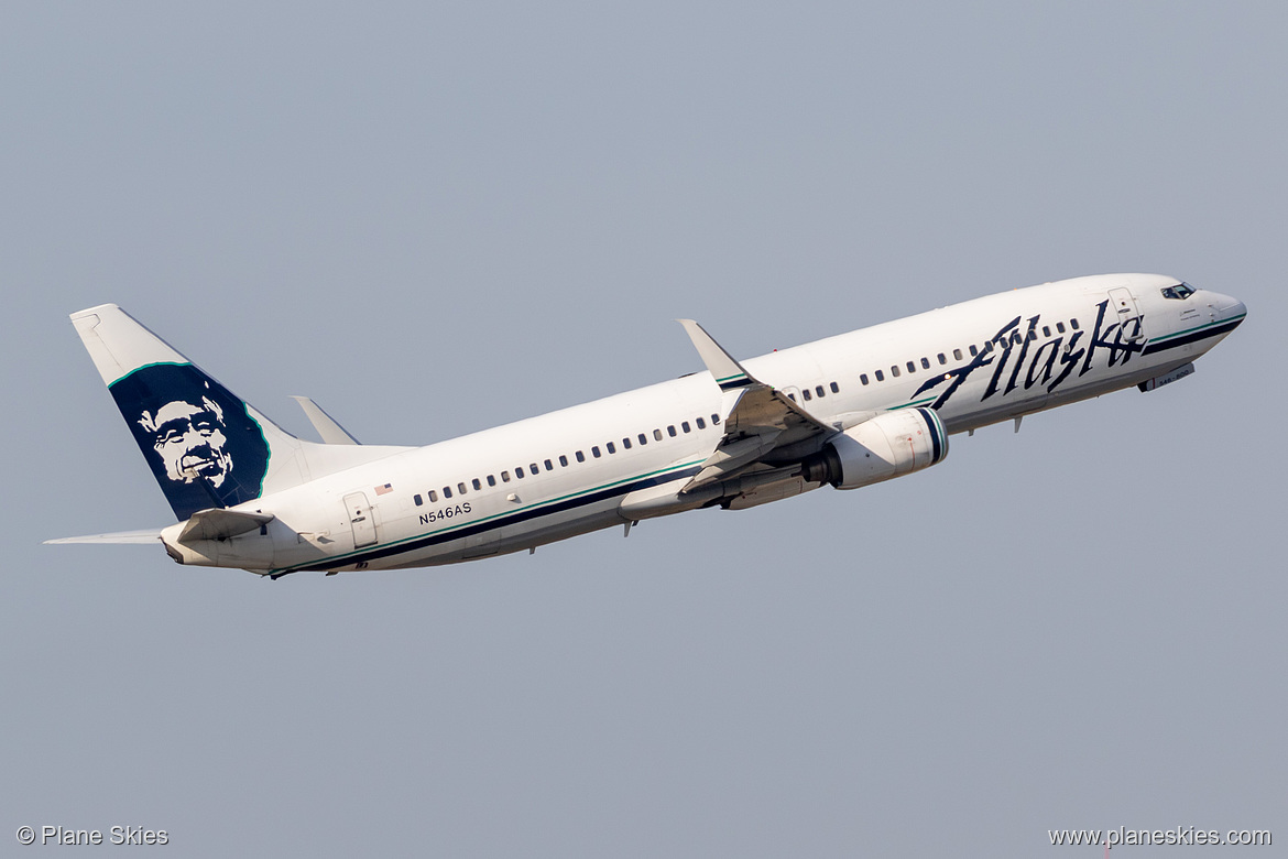 Alaska Airlines Boeing 737-800 N546AS at Portland International Airport (KPDX/PDX)